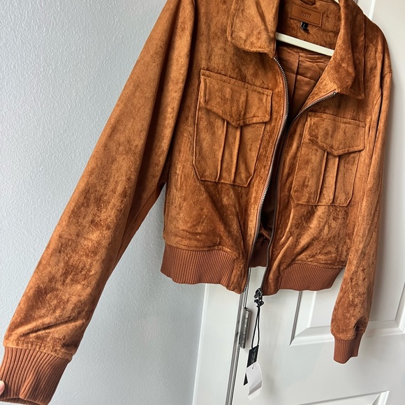 ❌SOLD❌ {Blank NYC} Camel Suede Bomber Jacket - Picture 5 of 7